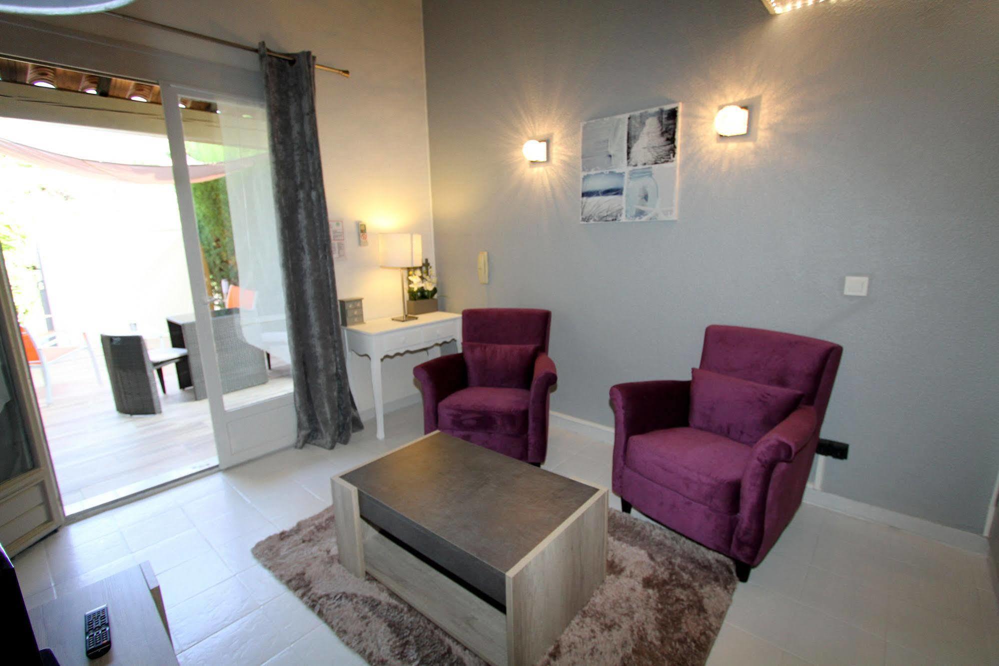 Auberge Des Pins Tourrettes Ngoại thất bức ảnh