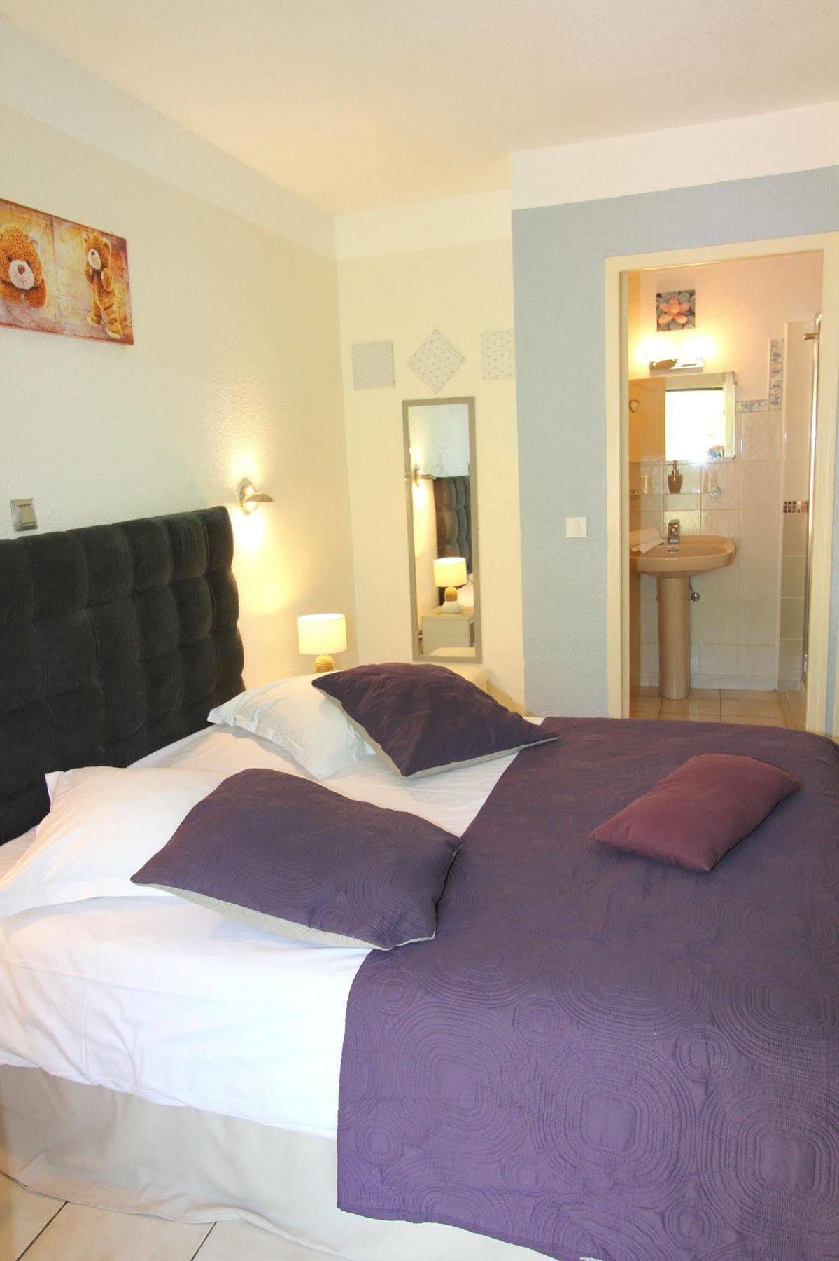 Auberge Des Pins Tourrettes Ngoại thất bức ảnh